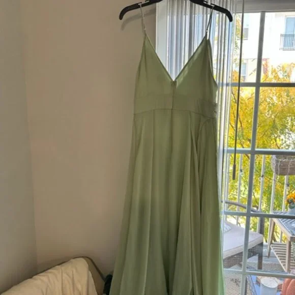 ASOS DESIGN cami midi dress with soft layered skirt and ruched bodice - Picture 2 of 4